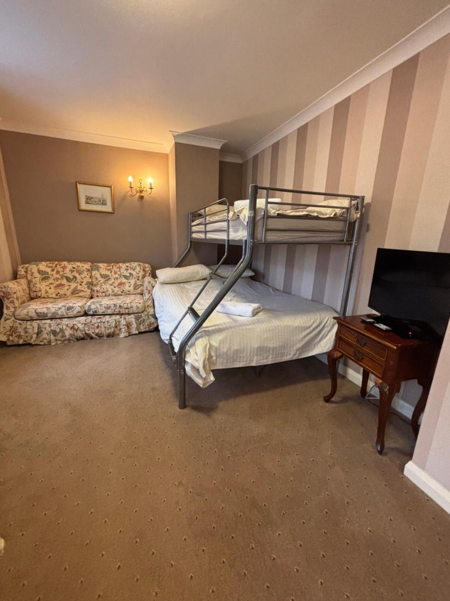 Albright Hussey Manor Hotel Hadnall ภายนอก รูปภาพ