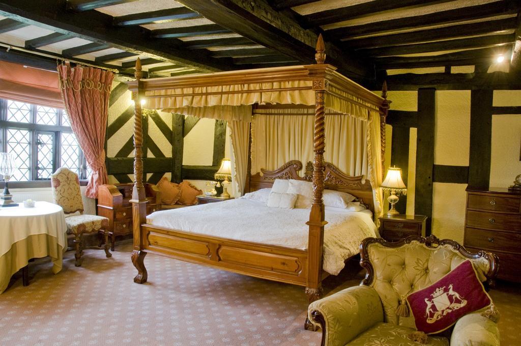 Albright Hussey Manor Hotel Hadnall ภายนอก รูปภาพ