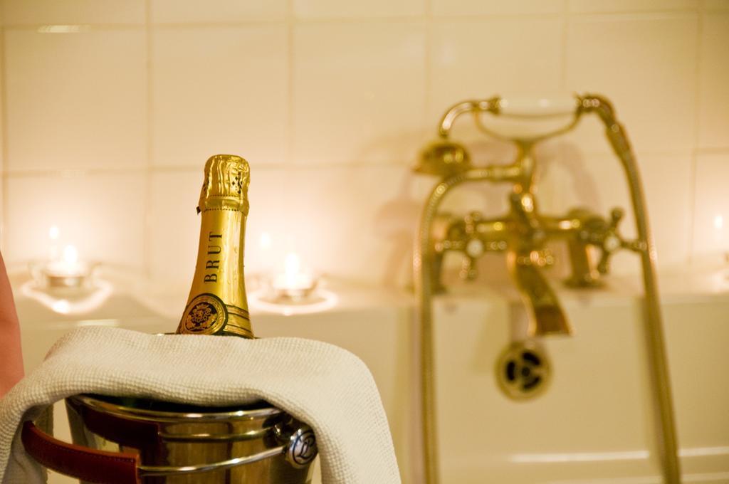 Albright Hussey Manor Hotel Hadnall ภายนอก รูปภาพ